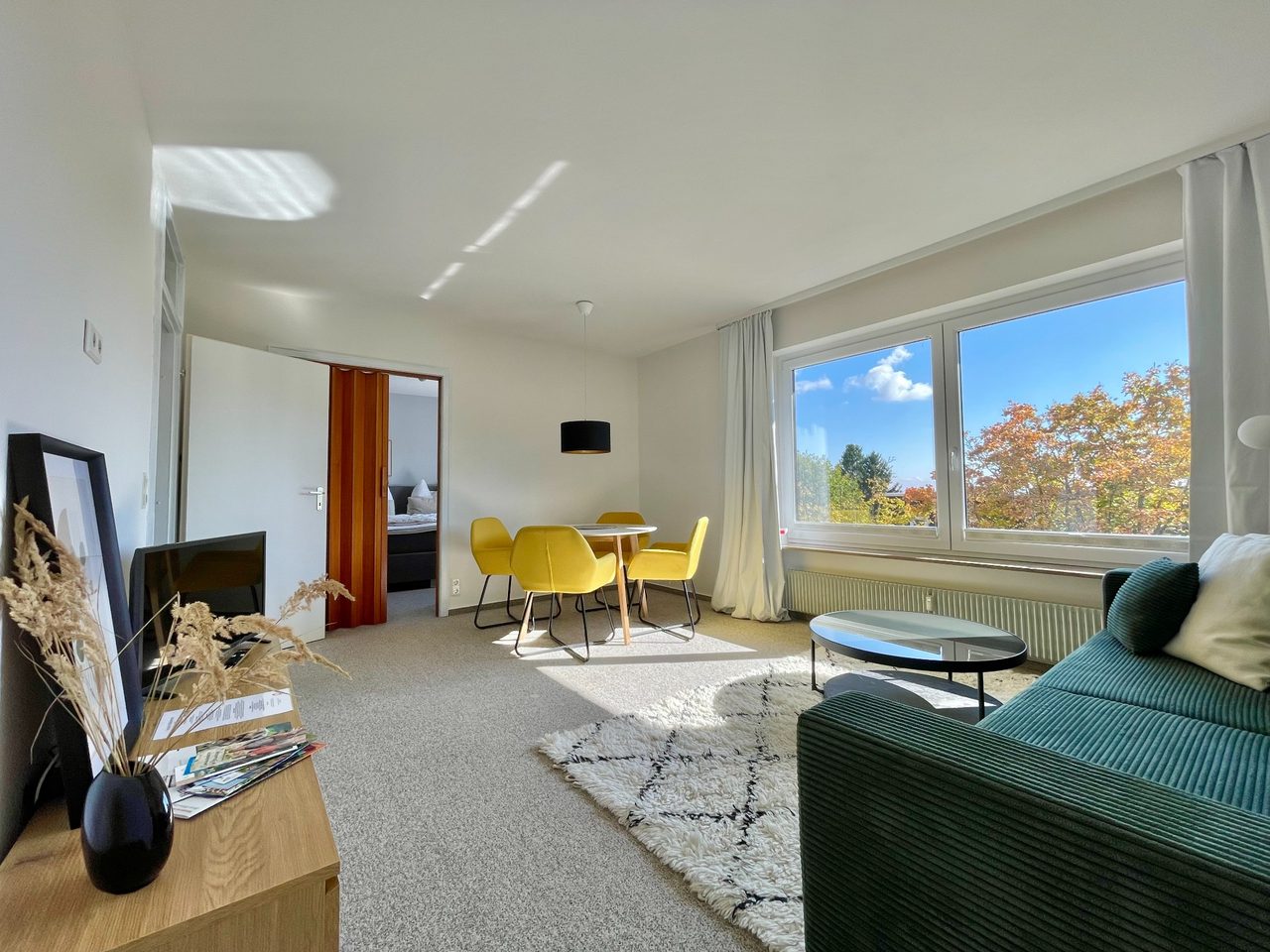 Wohnzimmer Blick aus dem Fenster